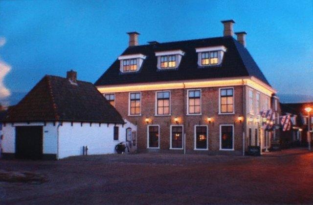 Hotel De Harmonie Sexbierum ภายนอก รูปภาพ