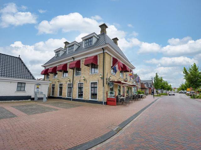 Hotel De Harmonie Sexbierum ภายนอก รูปภาพ