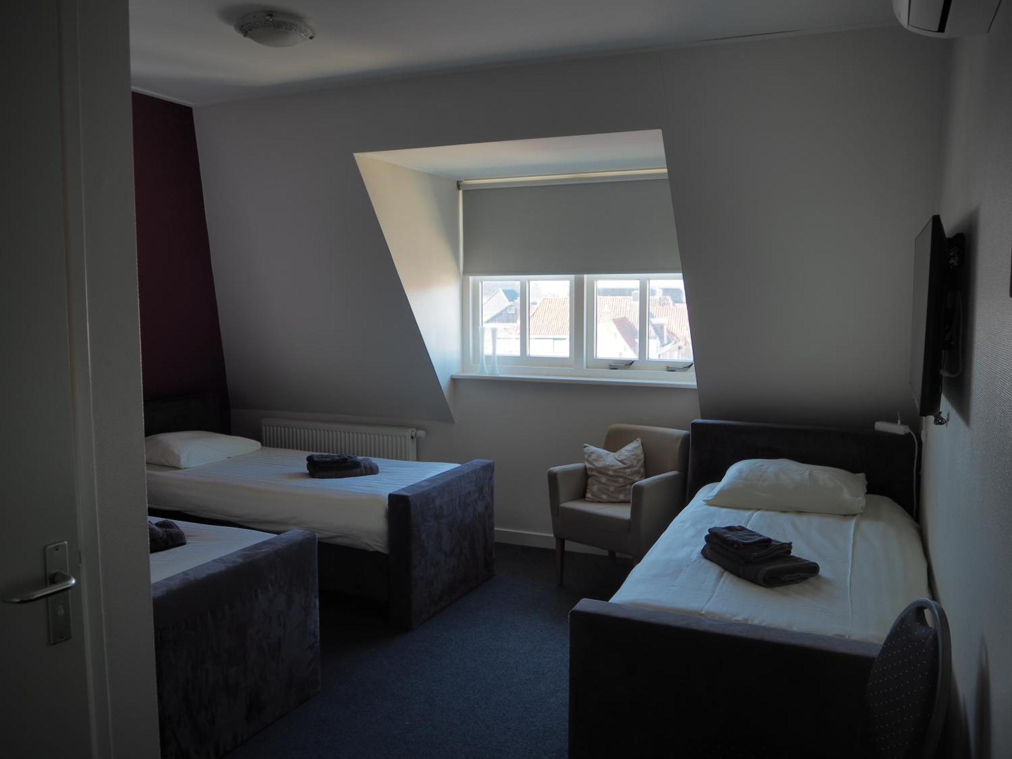 Hotel De Harmonie Sexbierum ภายนอก รูปภาพ