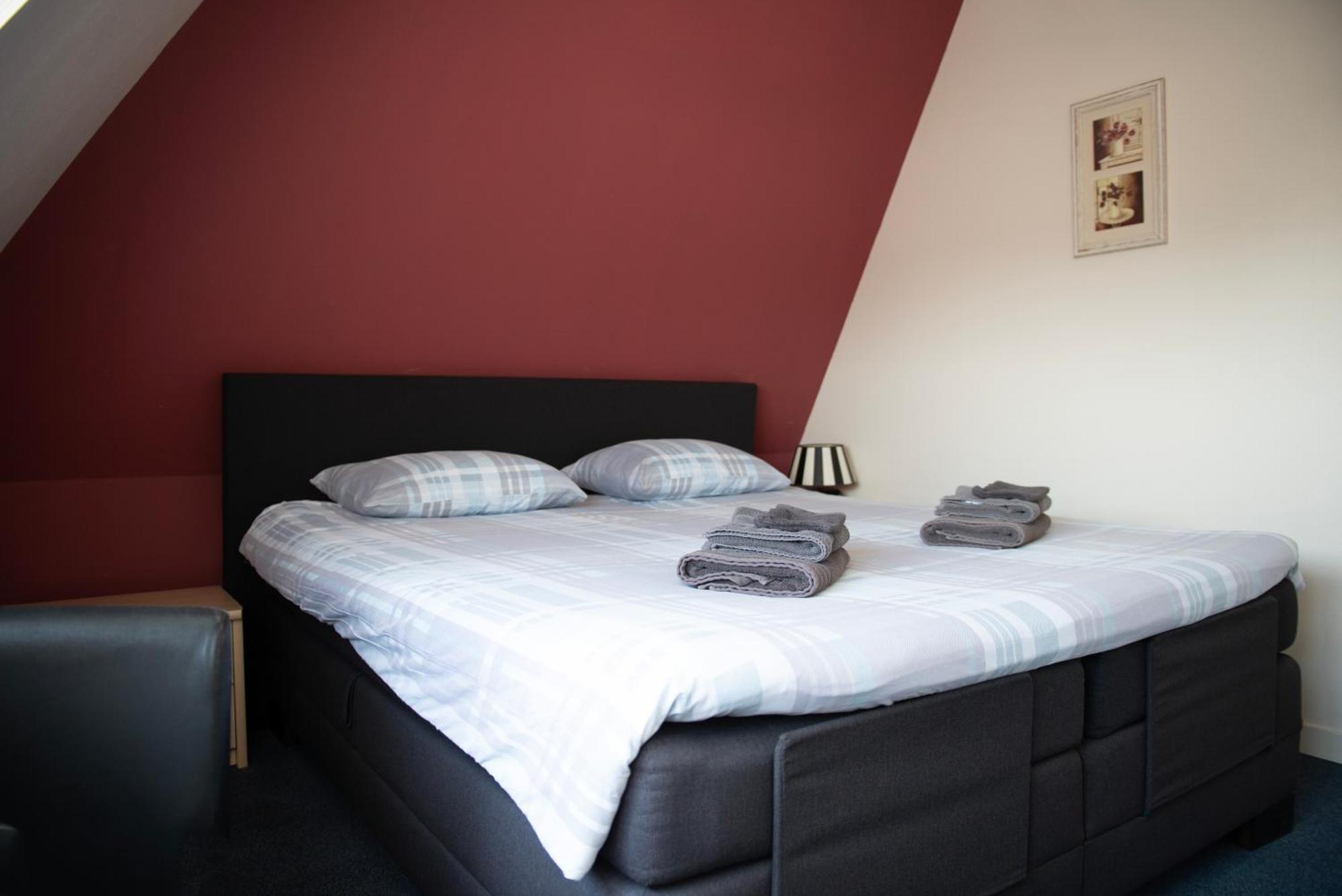 Hotel De Harmonie Sexbierum ภายนอก รูปภาพ