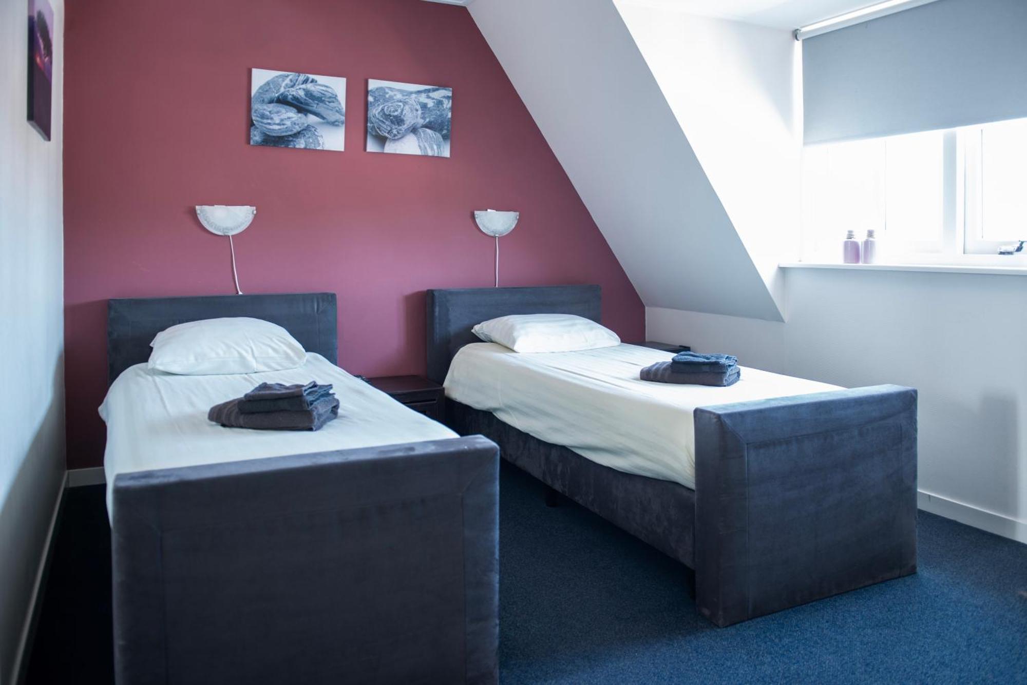 Hotel De Harmonie Sexbierum ภายนอก รูปภาพ